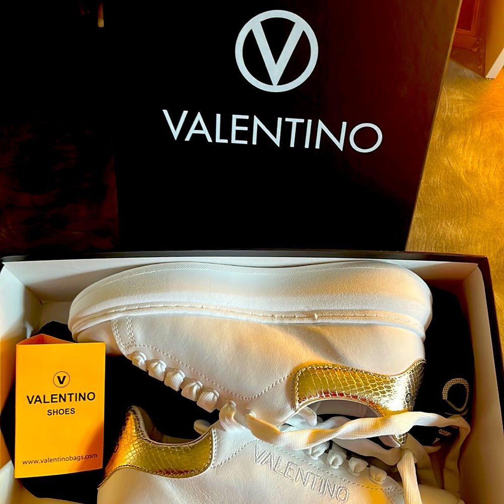 Valentino sneakers!! originally bought for $240. Never worn size 6